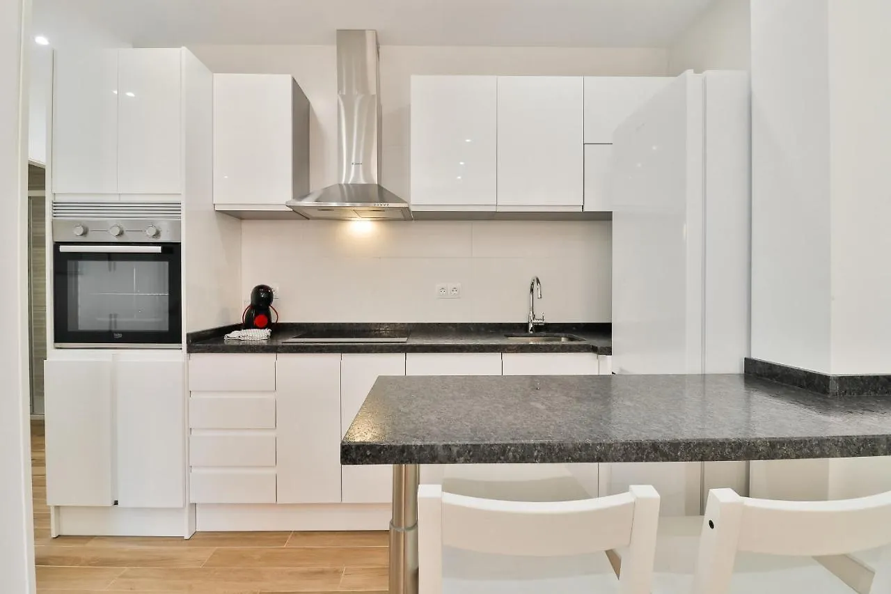 C4 - El Palo Beach 2 Bedroom Apartment Malaga 0*,