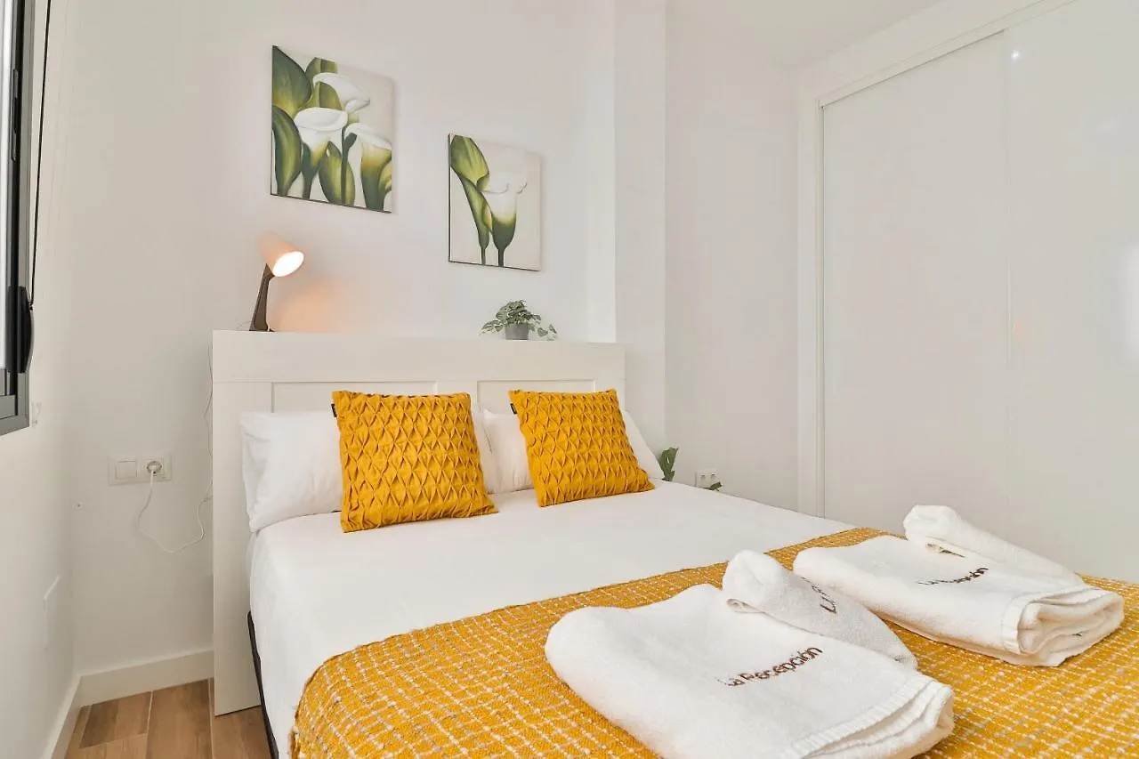 C4 - El Palo Beach 2 Bedroom Apartment Malaga 0*,  Spain
