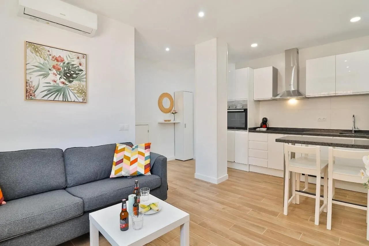 C4 - El Palo Beach 2 Bedroom Apartment Malaga